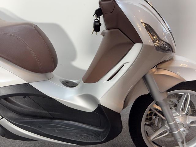 piaggio - beverly-350-abs-asr