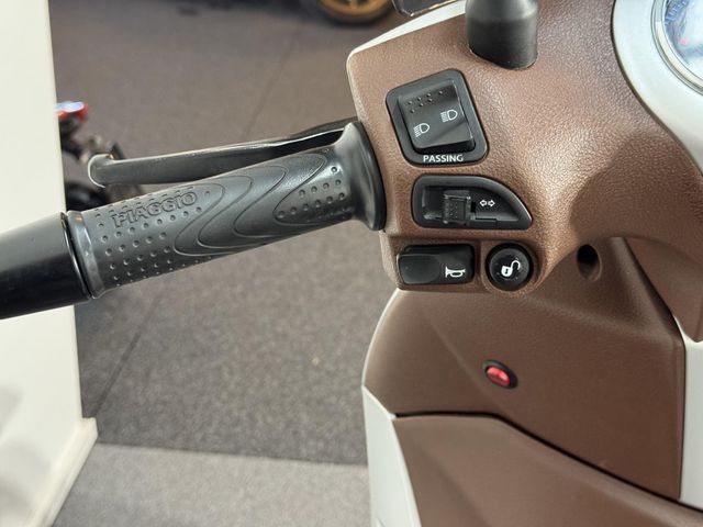piaggio - beverly-350-abs-asr
