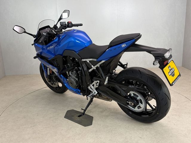 suzuki - gsx-8r