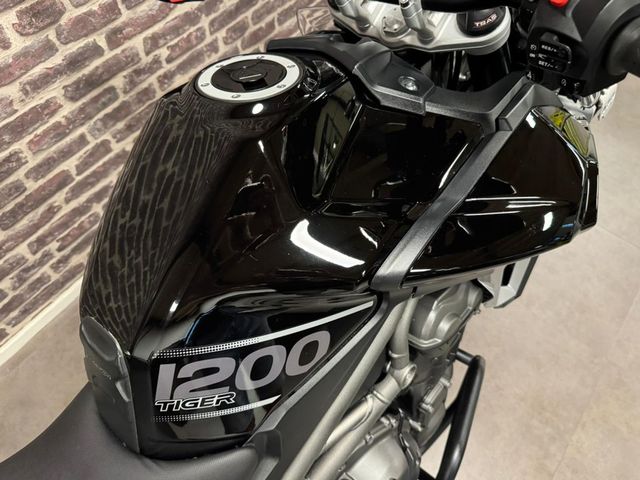 triumph - tiger-explorer-xrx