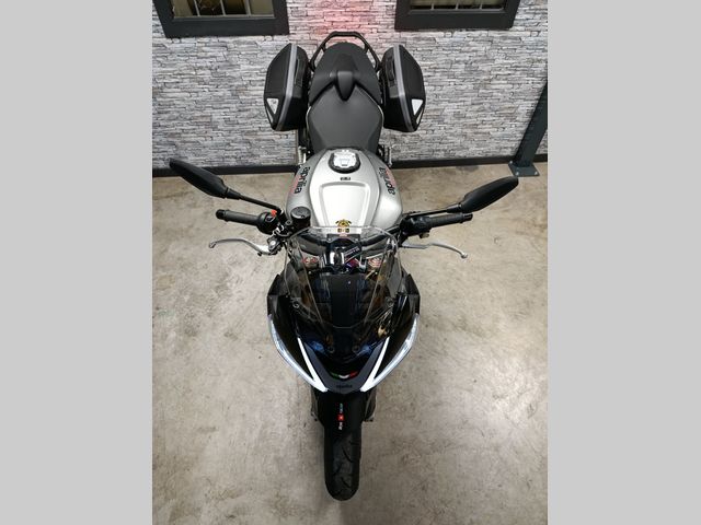 aprilia - tuono-v4-1100