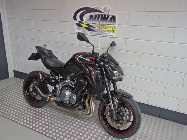 kawasaki - z900