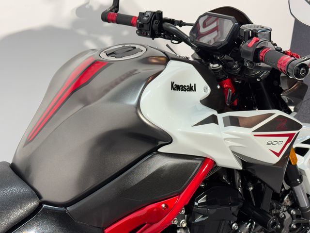 kawasaki - z900