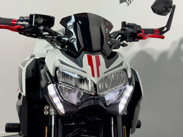 kawasaki - z900