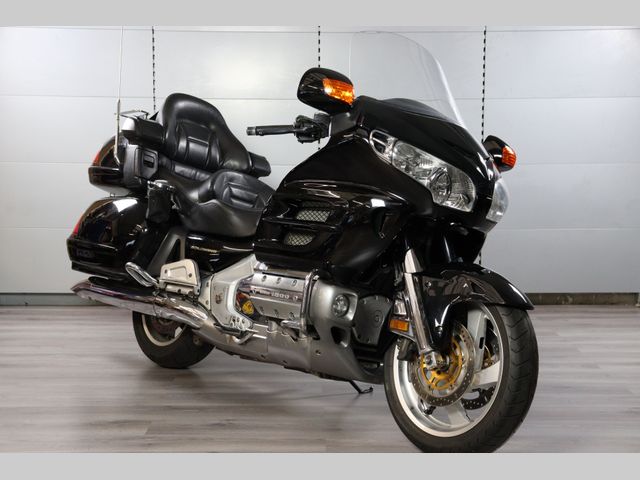 honda - gl-1800-goldwing