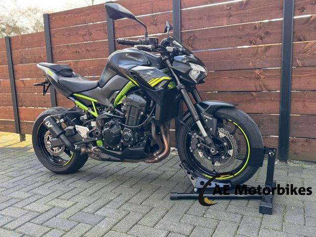 kawasaki - z900