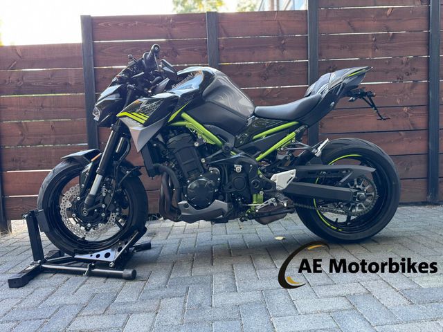 kawasaki - z900
