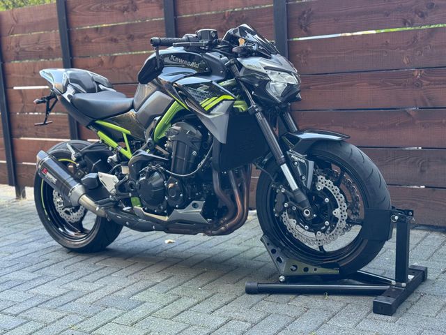 kawasaki - z900