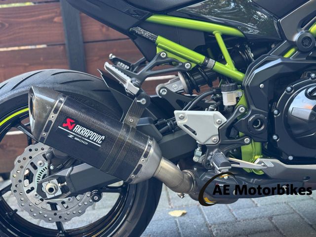 kawasaki - z900