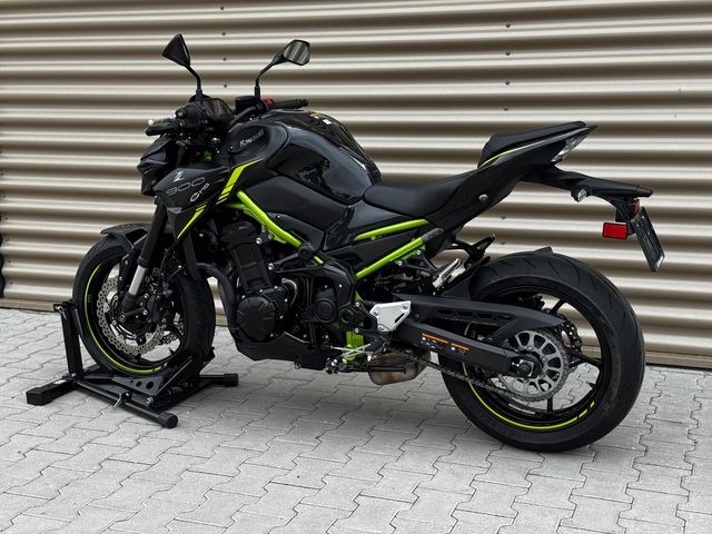 kawasaki - z900