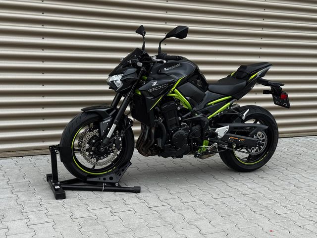 kawasaki - z900