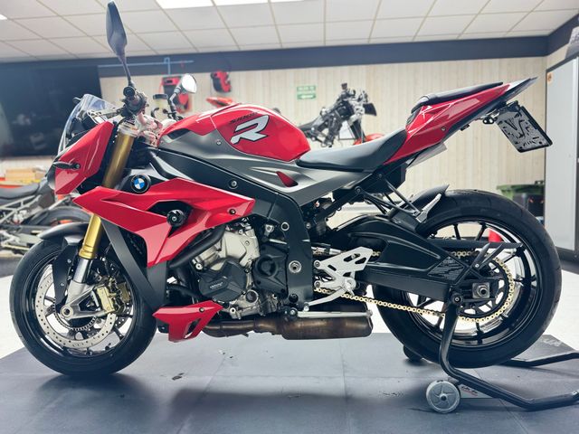 bmw - s-1000-r