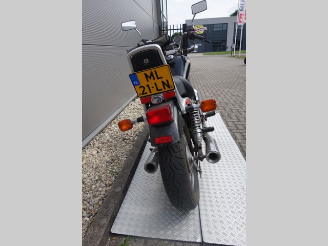 honda - vt-700-c-shadow