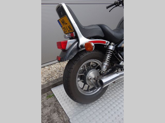 honda - vt-700-c-shadow