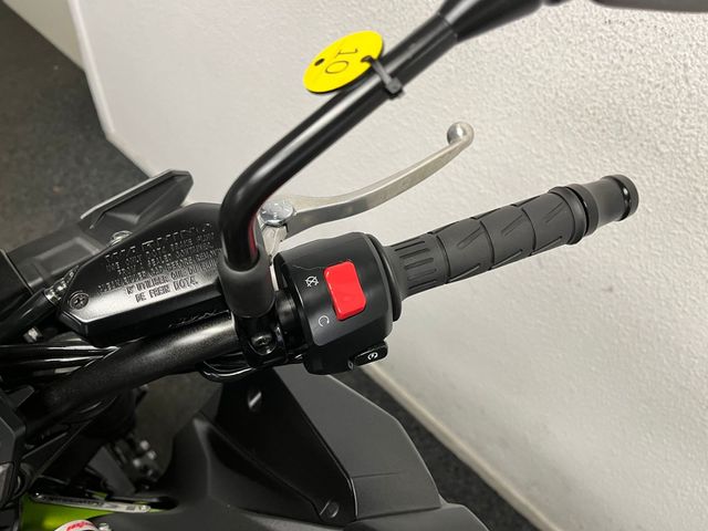 kawasaki - z900