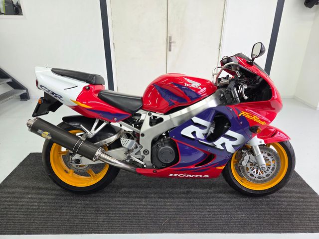 honda - cbr-900-rr-fireblade