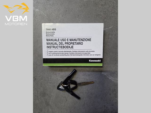 kawasaki - z900