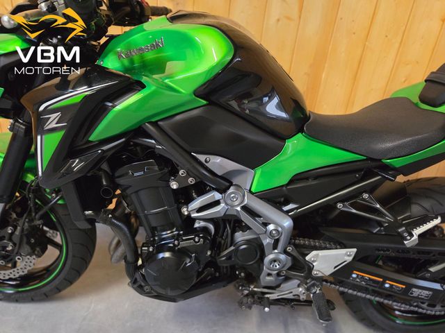 kawasaki - z900