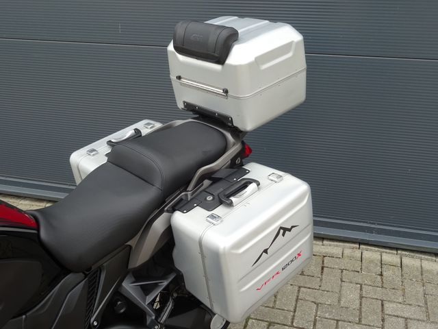 honda - vfr-1200-x-crosstourer