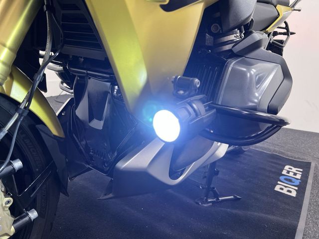 bmw - r-1250-rs