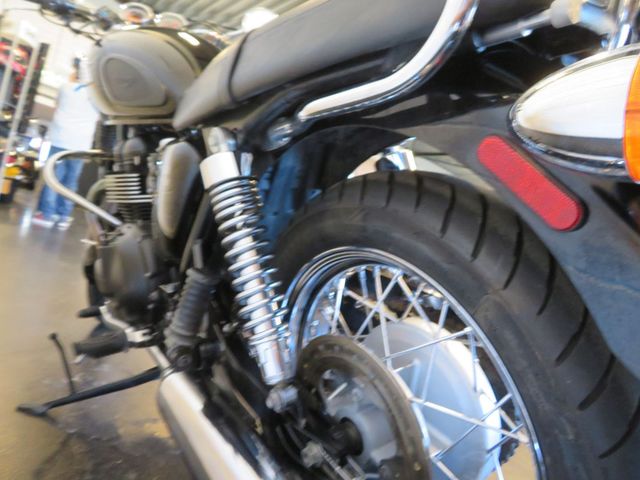 triumph - bonneville-t-100-black