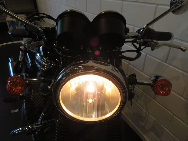 triumph - bonneville-t-100-black