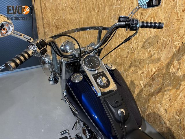 harley-davidson - heritage-softail-classic-flstc