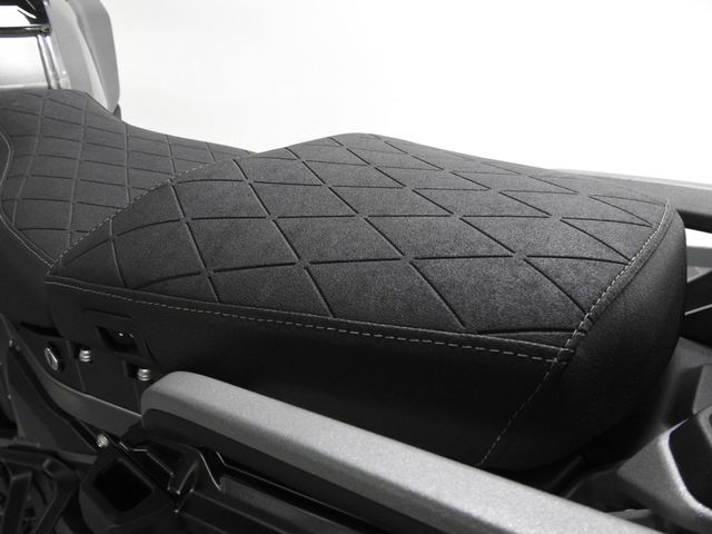 bmw - r-1300-gs-adventure