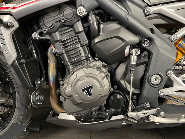 triumph - speed-triple-1200-rs