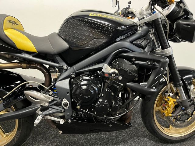 triumph - street-triple-r