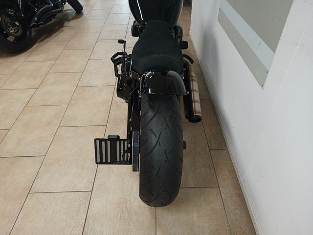 harley-davidson - heritage-softail-classic-114-flstc