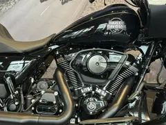 Harley-Davidson Fltrx Road Glide Black Trim - Vivid Black 2026 nieuw – foto 5 van 12