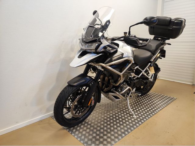 triumph - tiger-1200-gt