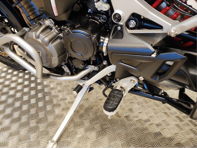 triumph - tiger-1200-gt