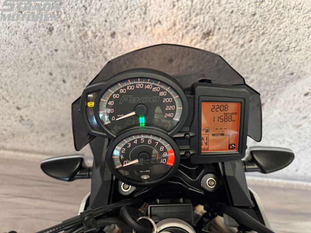 bmw - f-800-r