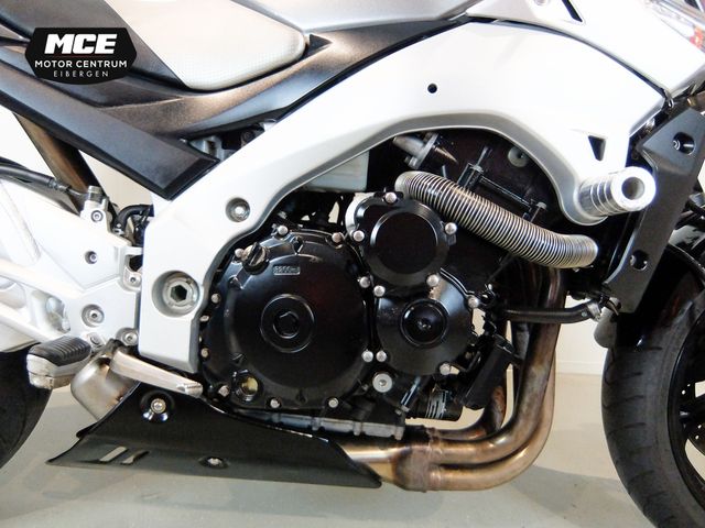 suzuki - gsr-600