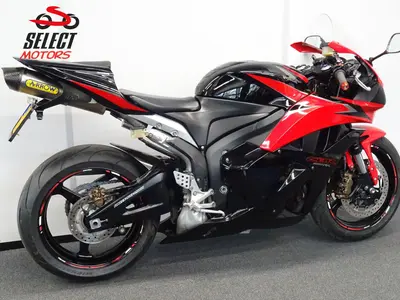 HONDA CBR 600 RR C-ABS – foto 3