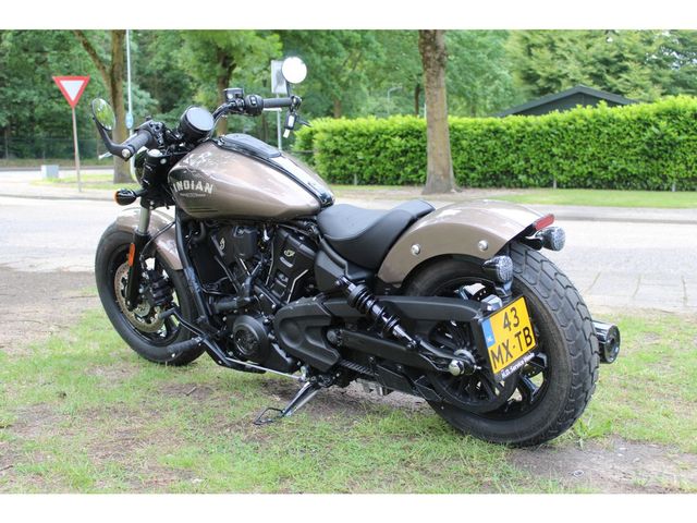 indian - scout-bobber-limited-tech