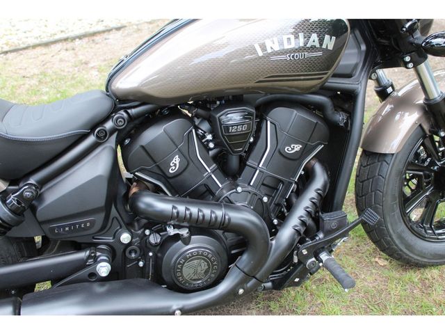 indian - scout-bobber-limited-tech