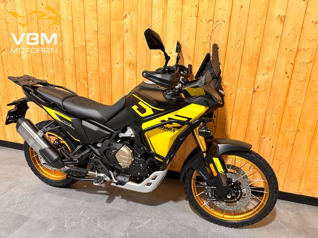 voge - ds-800-x-rally