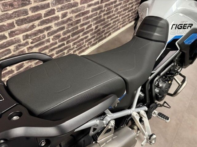 triumph - tiger-900-gt