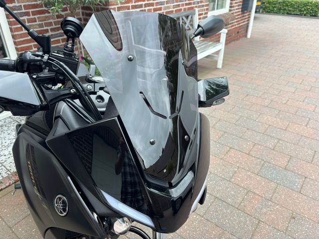 yamaha - tracer-7