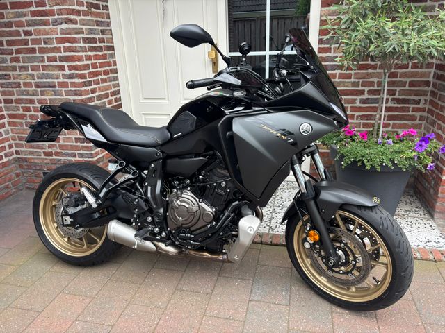 yamaha - tracer-7