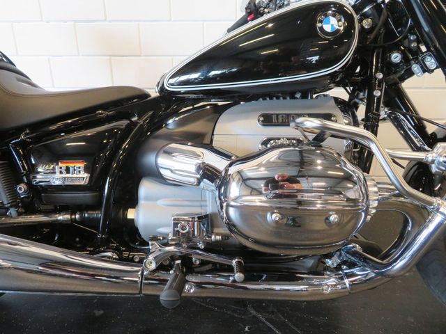 bmw - r-18