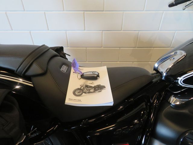 bmw - r-18
