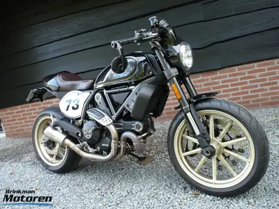 DUCATI SCRAMBLER CAFE RACER – foto 2