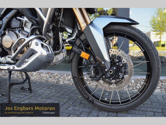 honda - crf-1100-l-africa-twin-adventure-sports