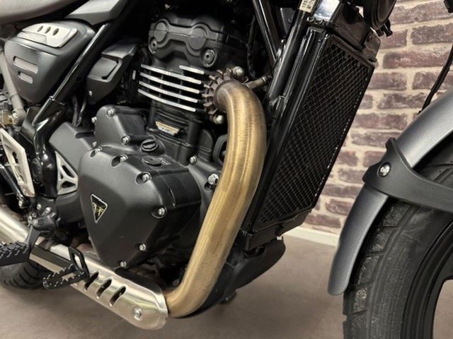 triumph - scrambler-400-x