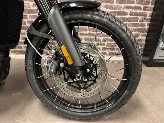 triumph - scrambler-1200-x