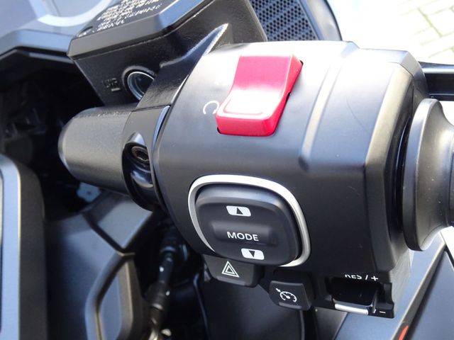 honda - gl-1800-goldwing-f6b